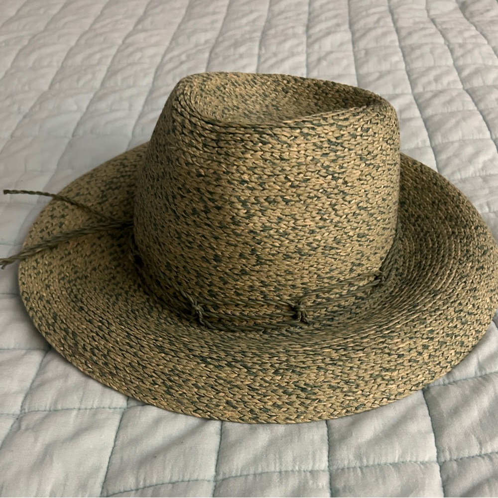 Scala Crochet Sun Hat (OLIVE) (NWT)